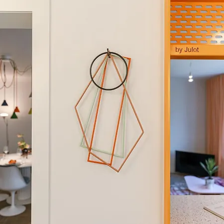 Cozy & Stylish In The Heart Of