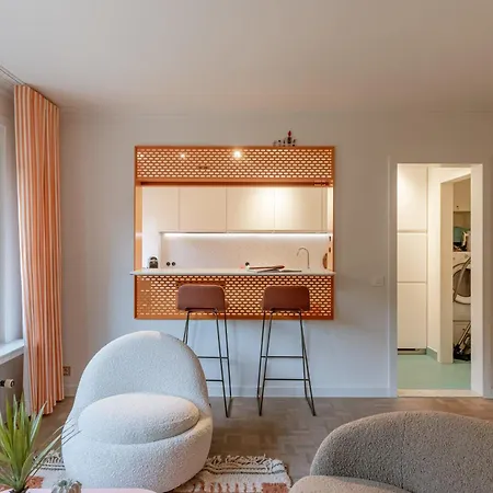 Apartment Cozy & Stylish In The Heart Of *